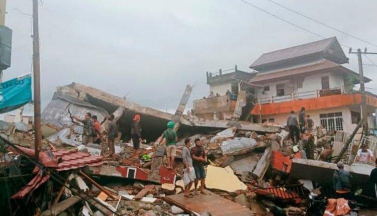 Terremoto na indonésia deixa 35 mortos e milhares de desabrigados
