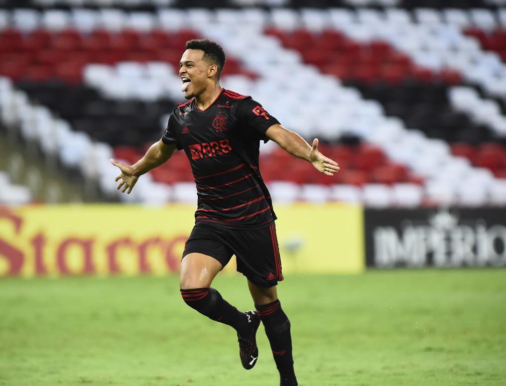 Artilheiro do Flamengo, Rodrigo Muniz vê Pedro e Gabigol como referências: 