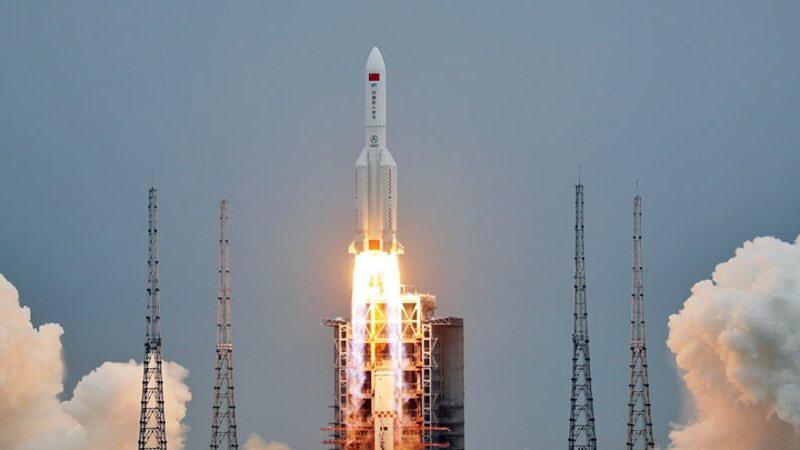 Destroços de foguete chinês caíram no Oceano Índico nesta madrugada