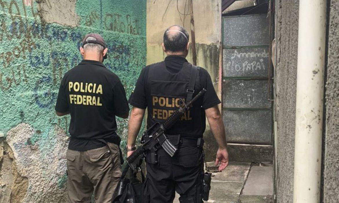 PF faz operação para combater tráfico de crianças