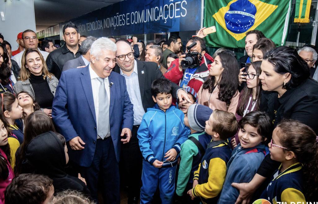 Reitor Marcelo Turine é nomeado para Conselho Nacional de Ciência e Tecnologia