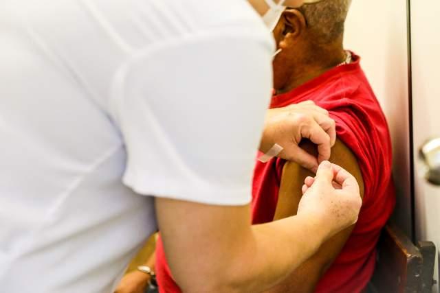 MS já tem 131 mil vacinados contra Covid-19