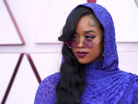 Ouça "Fight For You", música da H.E.R e vencedora de Melhor Canção no Oscar 2021