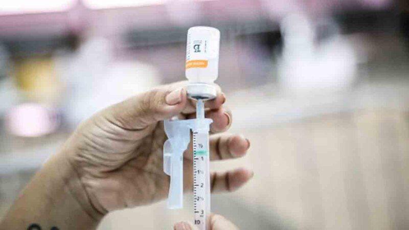 Pesquisa revela que 1,3 mil municípios ficaram sem segunda dose