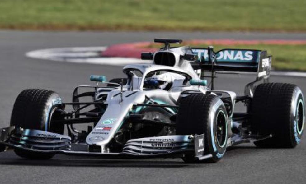 Hamilton lidera 3° treino livre para GP da Estíria