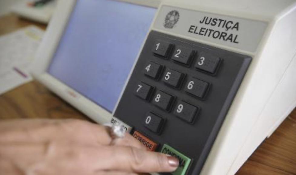 PEC do voto impresso mostra terceira via desorganizada e com tendência bolsonarista
